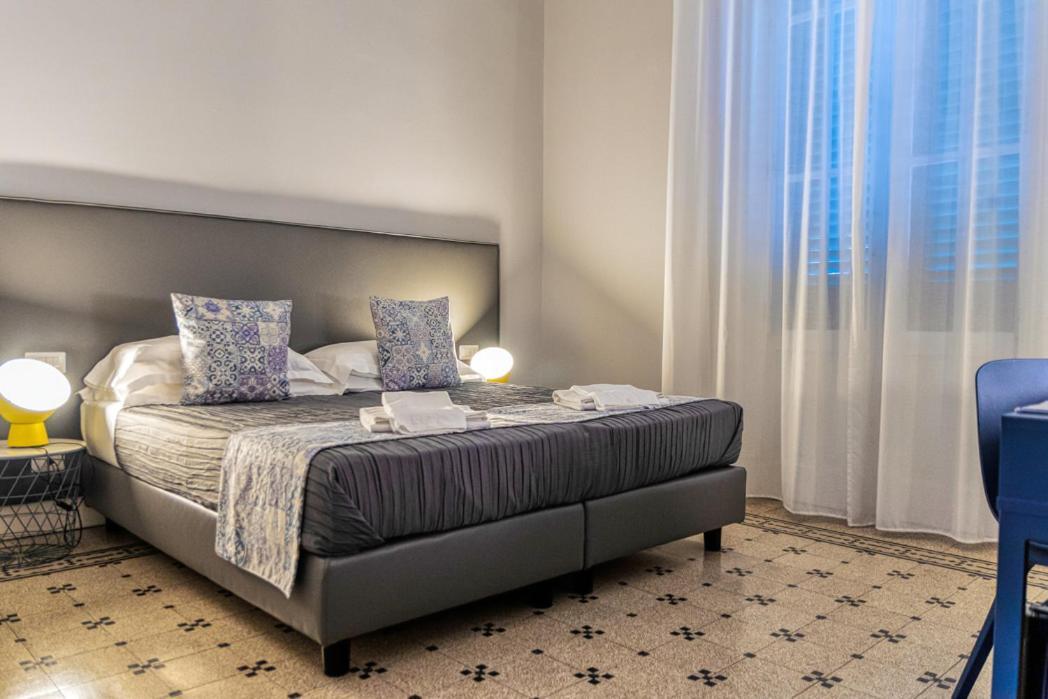 Re Vittorio De Luxe Bed & Breakfast Messina Eksteriør bilde